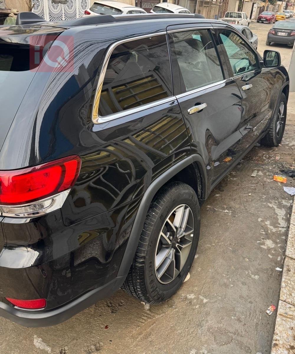 جيب جراند شيروكي